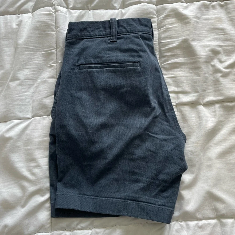 J. Crew 7” Inseam Shorts - Picture 2 of 3
